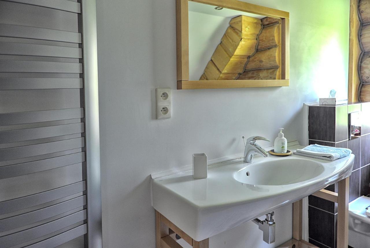 Dom Pod Sosnami Villa Gryzyna ภายนอก รูปภาพ