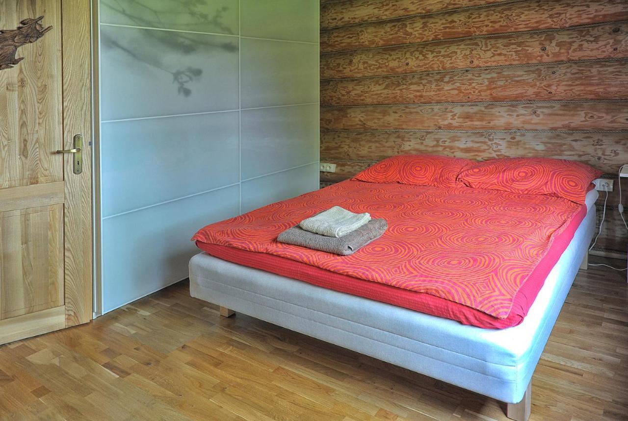 Dom Pod Sosnami Villa Gryzyna ภายนอก รูปภาพ