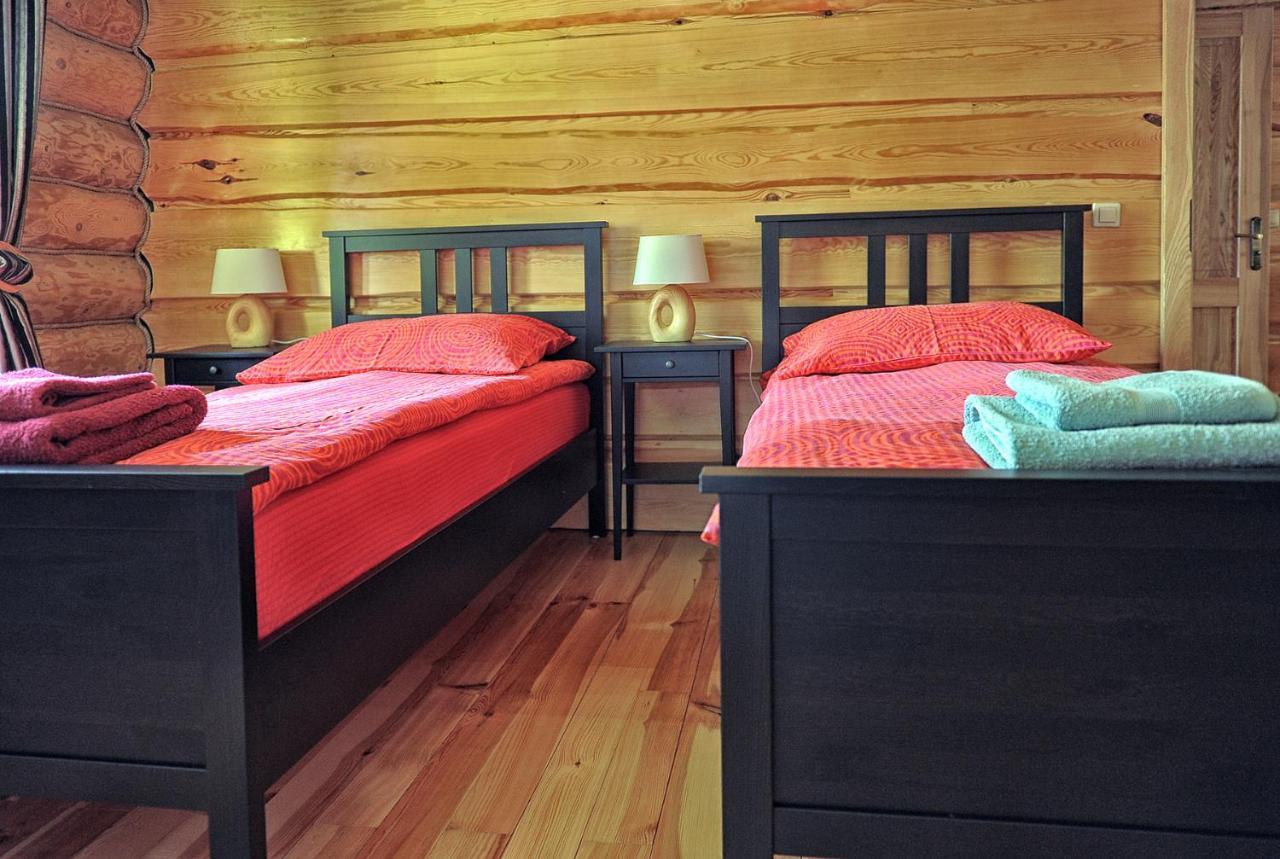 Dom Pod Sosnami Villa Gryzyna ภายนอก รูปภาพ